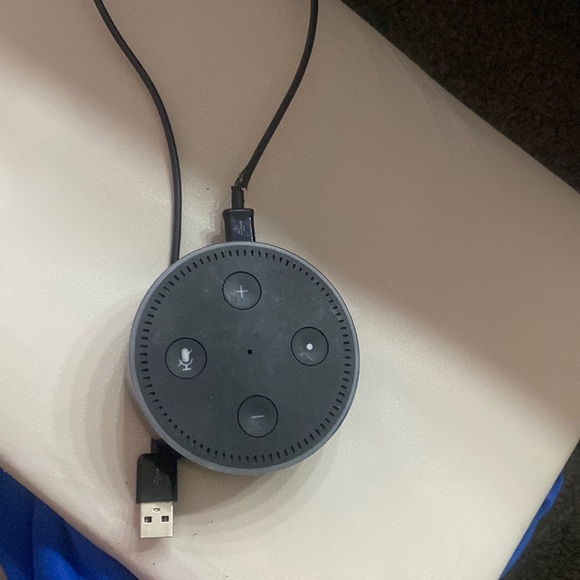 Amazon alexa - Picture 1 of 4